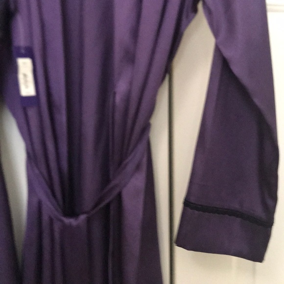 Pijama set in purple in size M by Apt 9 - Picture 4 of 5